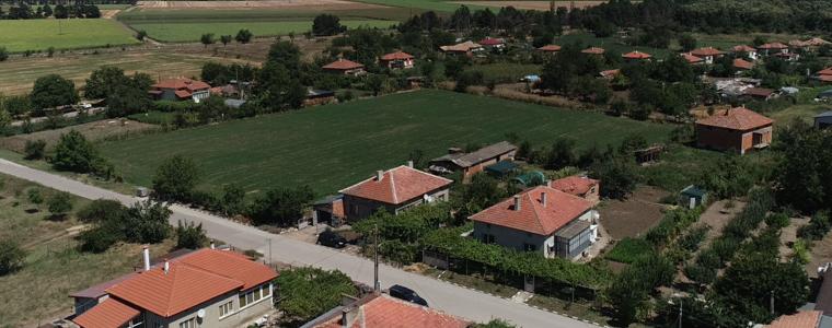 Спокойна е обстановката в Кардам два дни след падането на дрон край границата (ВИДЕО)