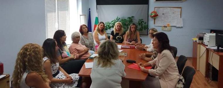В село Стефаново обсъдиха подкрепата за деца в приемни семейства