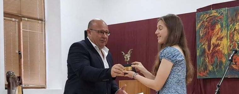 Василена Петкова е осмият лауреат на националния литературен конкурс „Георги Давидов“