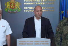 Румен Радев: В 8:10 е нахлул дрон над българското въздушно пространство, взривен е във въздуха