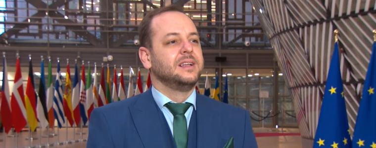 Бившият екоминистър Борислав Сандов с обвинение по делото "Петрохан"