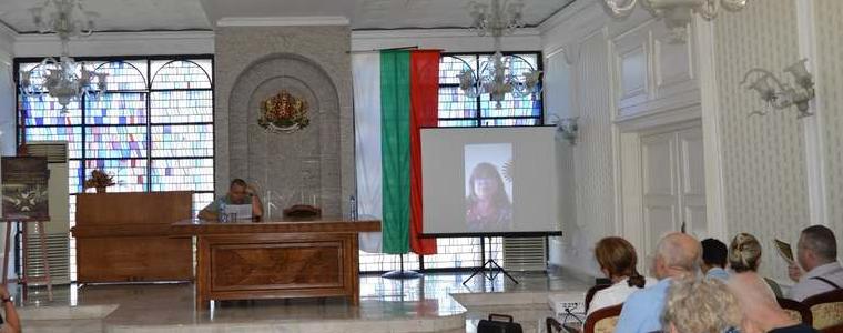 Д-р Кремена Митева представи в Тутракан "Добруджанската епопея през погледа на лекаря поет Георги Пернов"