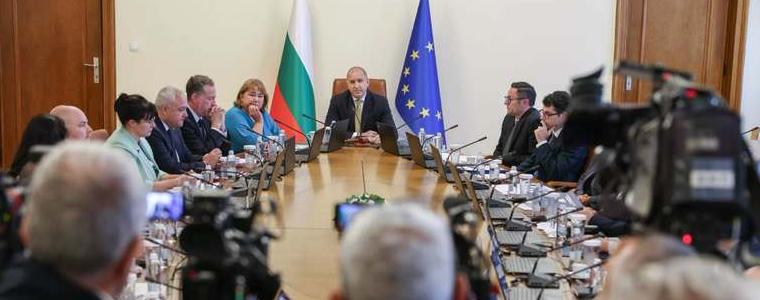  Радев: България е в центъра на политическия разговор за икономическата устойчивост на Европа 