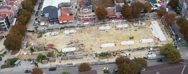 Ремонтът на пазара е в застой заради сериозна грешка от страна на изпълнителя (ЧУЙТЕ)