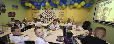 Руски удари унищожиха 1,2 млн. учебници: Украинските деца ще учат от екрани