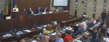 След дълги дебати Общинският съвет прие бюджета на Община Добрич за 2026 година