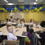 Руски удари унищожиха 1,2 млн. учебници: Украинските деца ще учат от екрани