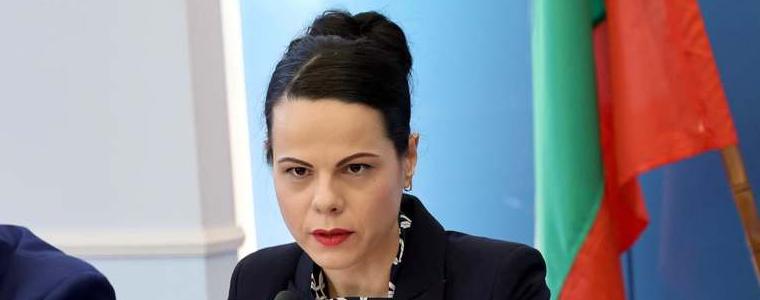МЗ очаква до 2 седмици инжекционните разтвори на противогрипните ваксини