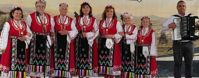 Отличия за фолклорни изпълнители от община Генерал Тошево във Вълчи дол