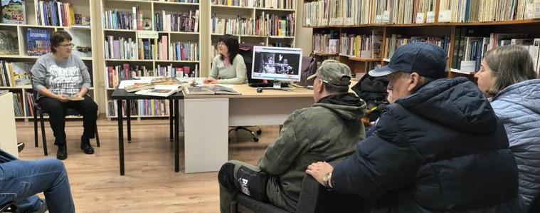 Тематични посещения в РБ „Дора Габе“ обогатяват ежедневието на хора с психични затруднения