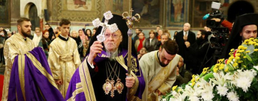 За единение и мир се помолиха патриарх Вартоломей и патриарх Даниил