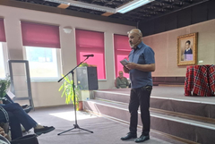 Промяна в датата на премиерата на стихосбирката „Вертикален кръстопът“ от Николай Дялков