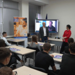 Филмът „Дигиталното чудо на Естония“ събра младежи на дискусия в Добрич (ВИДЕО)