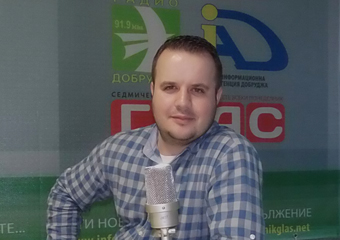 Петър Петров Гл. редактор